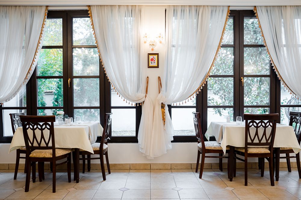 Organizare evenimente Timisoara | Evenimente private Timisoara | Evenimente corporate Timisoara | Sala evenimente Timisoara | Restaurant in Timisoara | Cazare Timisoara | Sala evenimente Timisoara | Organizare Nunti Timisoara | Royal Events Timisoara